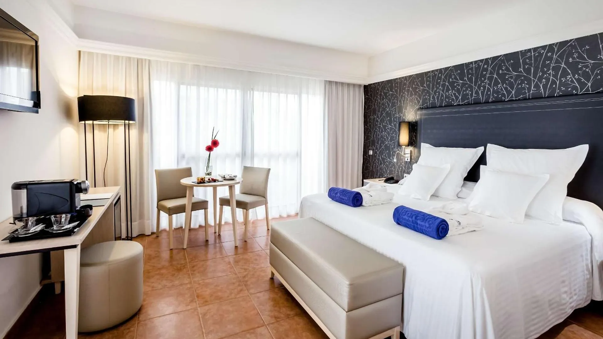 Barcelo Corralejo Bay - Adults Only Hotel