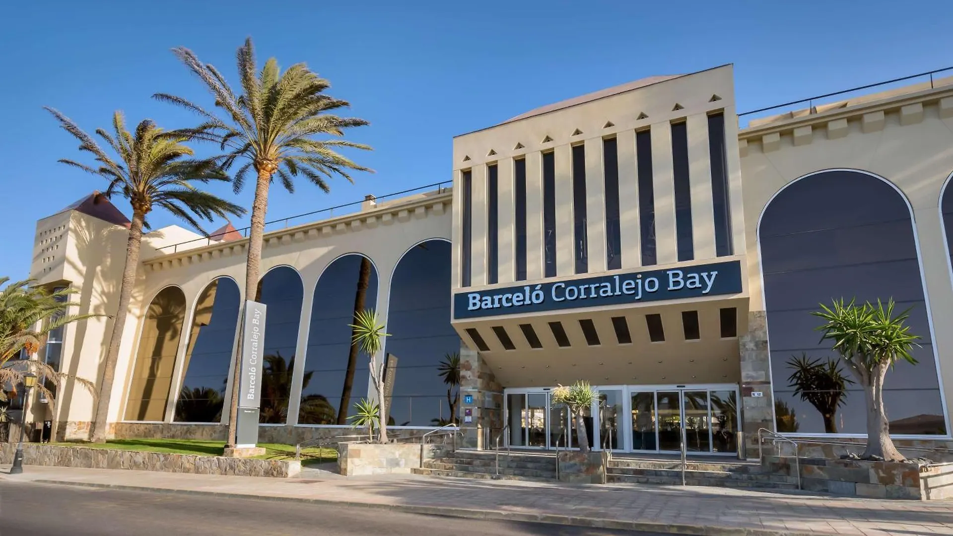 Barcelo Corralejo Bay - Adults Only Hotel
